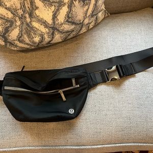 Excellent used condition Lululemon belt bag
